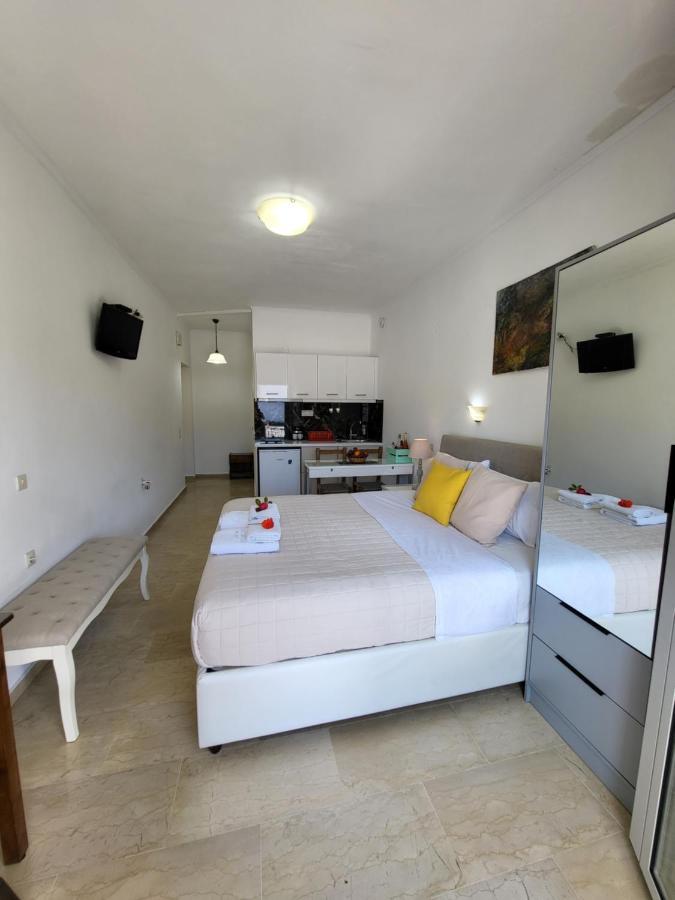 Angela Kassiopi Apartament Studio Luaran gambar